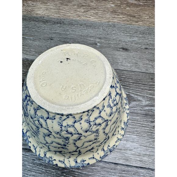 Vintage R.R.P. Co. 7.25" Mixing Bowl Blue Spongeware Roseville Ohio USA - Picture 9 of 11